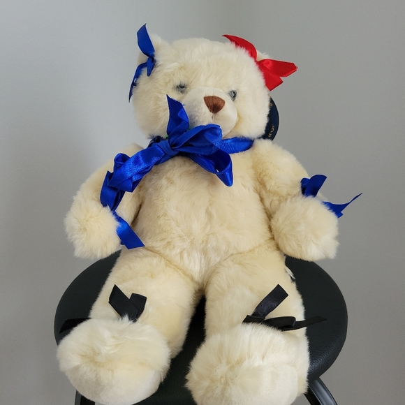 Build-A-Bear Other - Stuffed W/Hugs Bear